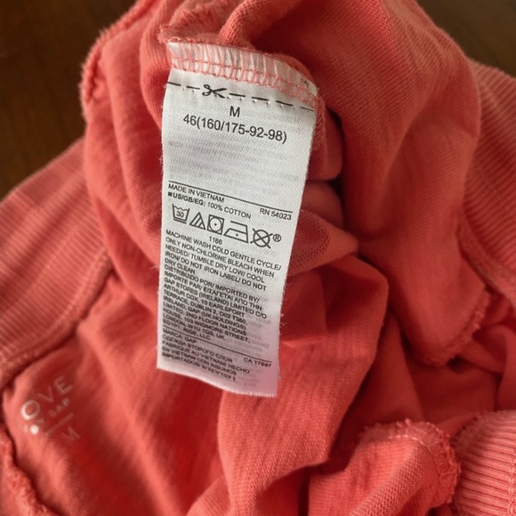 Gap Shorts - Picture 4 of 5